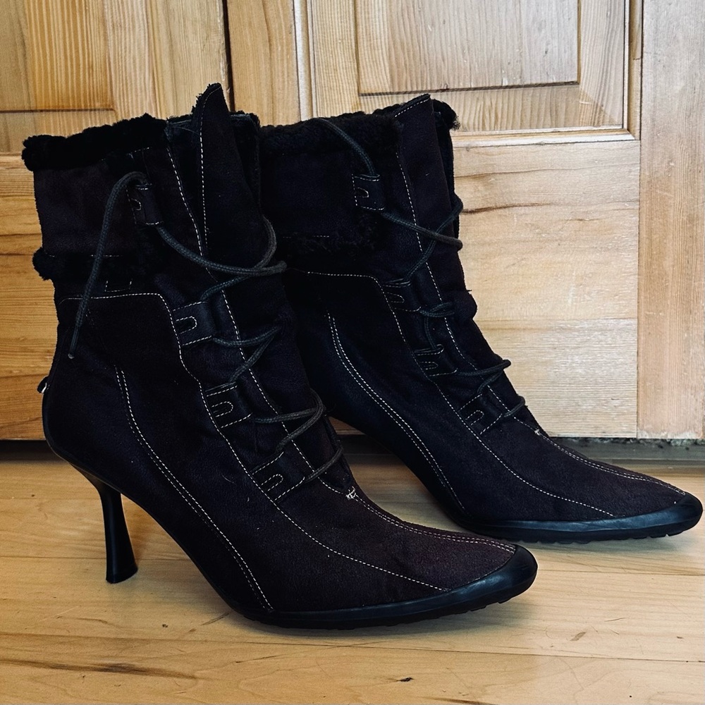 AK Anne Klein Black Faux Suede Lace-Up Fur Trim Booties 8 #207